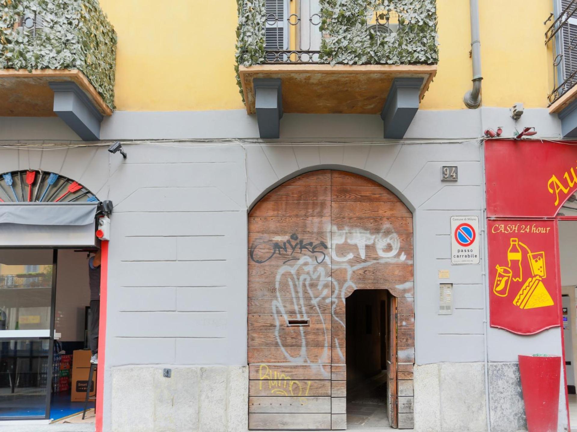 The Rent - Characteristic In Crocetta Area Milan