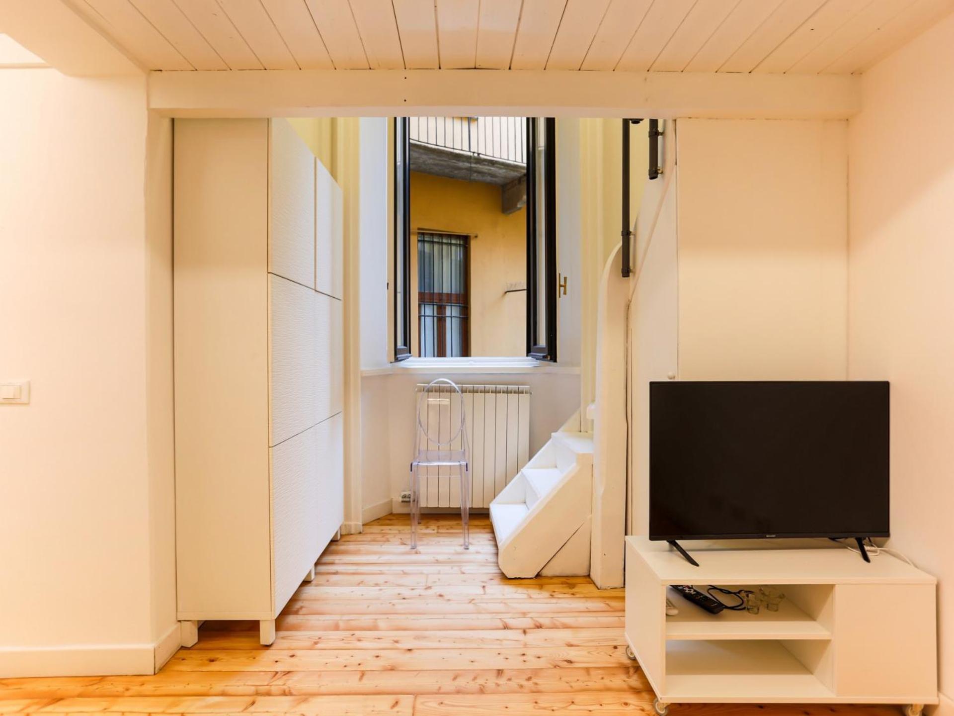 The Rent - Characteristic In Crocetta Area *